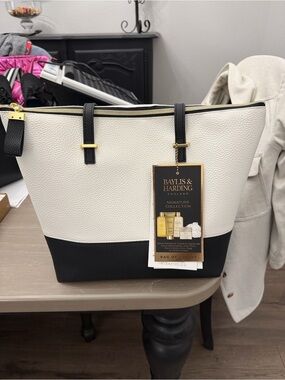 Baylis & Harding Two-Tone Black and White Tote